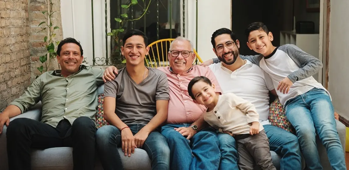Redefiniendo el Hogar: Retos y Oportunidades en el Ministerio Latino Juvenil